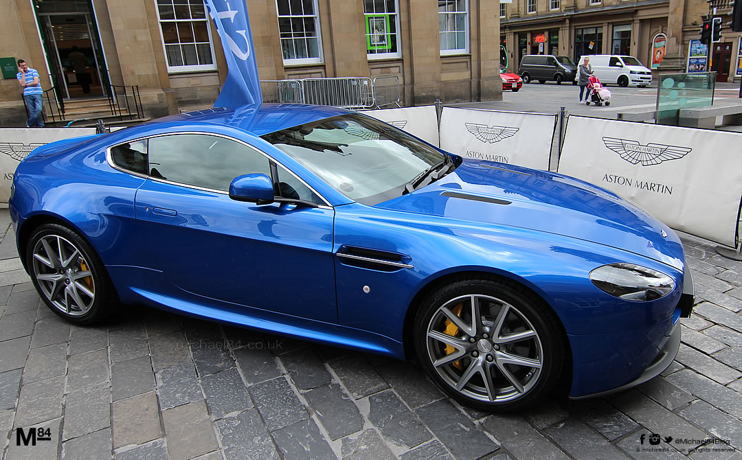 aston-martin-newcastle-v8-vantage