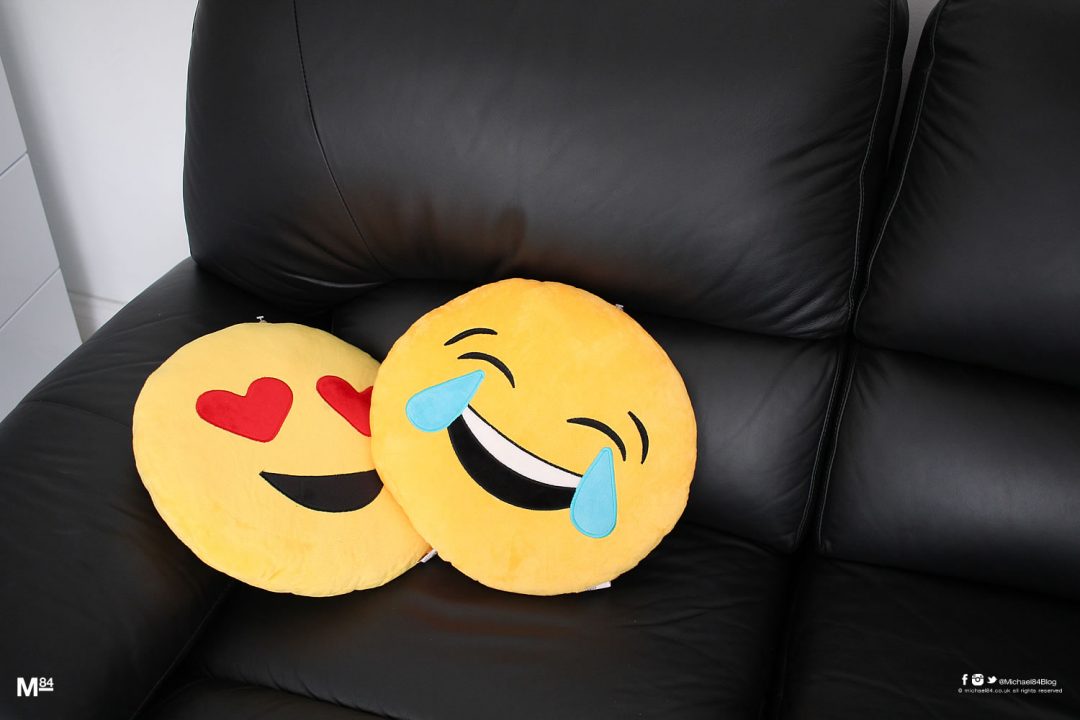 emoji-cushions-michael84