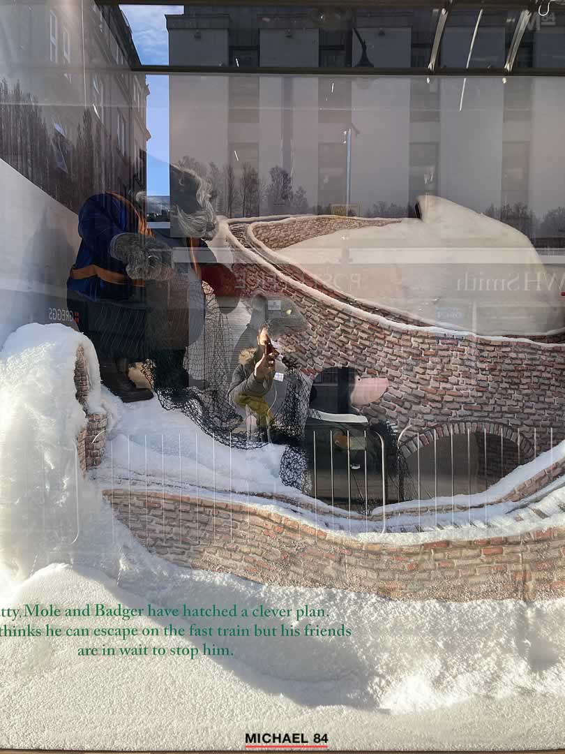Fenwick Window 2020 - Scene 6