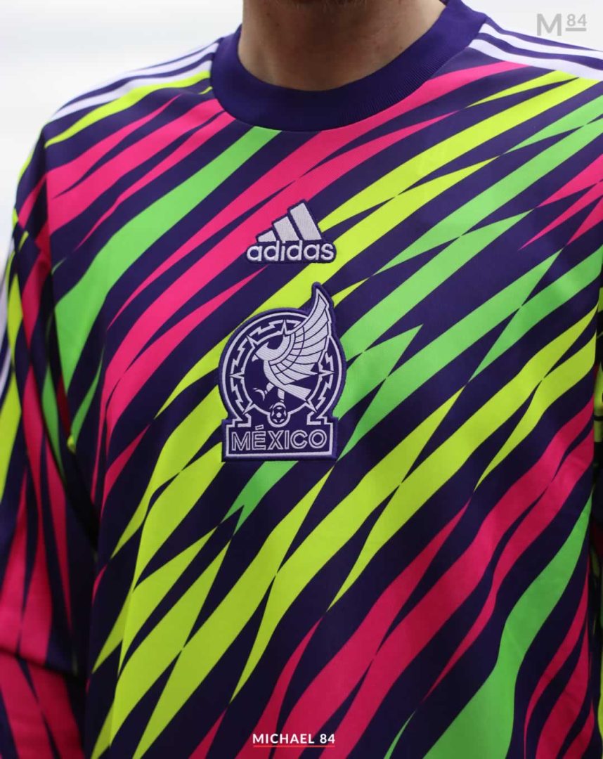Close up of the Mexico Adidas Icons Goalkeeper Shirt