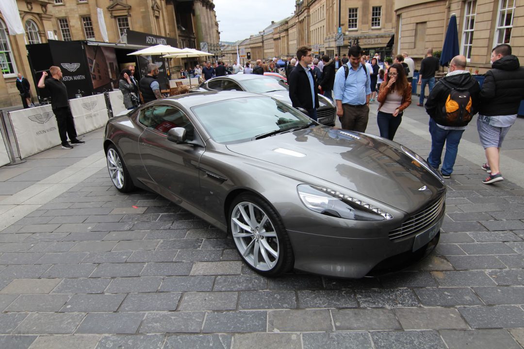 ne1-motor-show-2016-aston-martin-db9