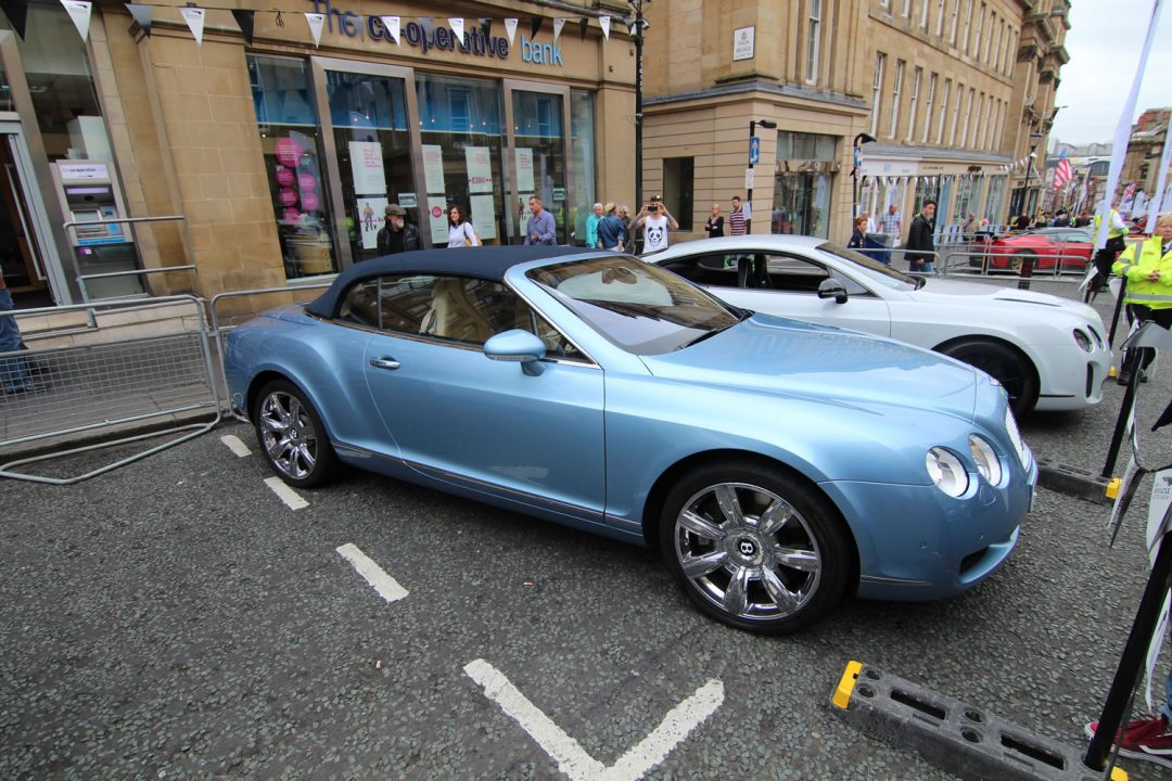 ne1-motor-show-2016-bentley-blue
