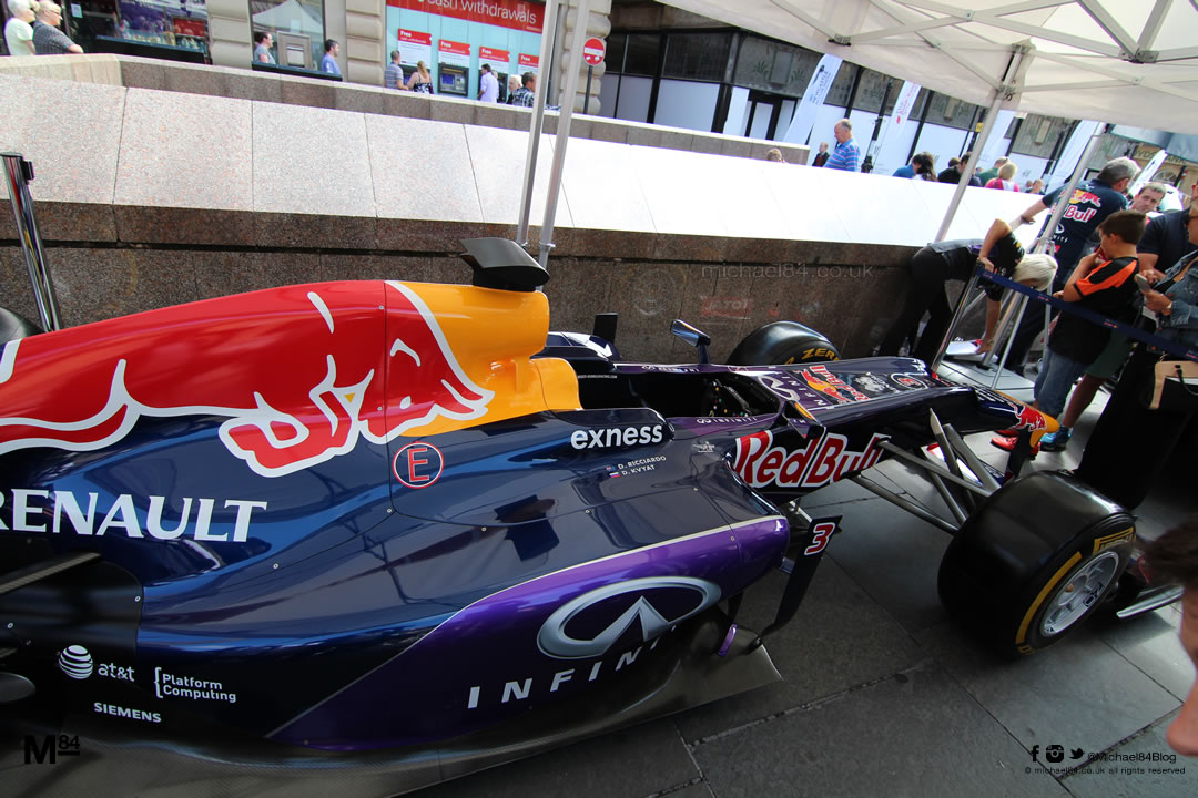 ne1-motor-show-f1-redbull-5