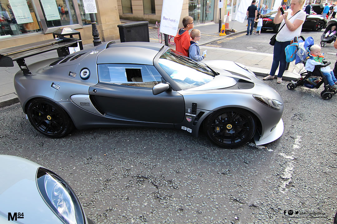 racing-cars-lotus-2