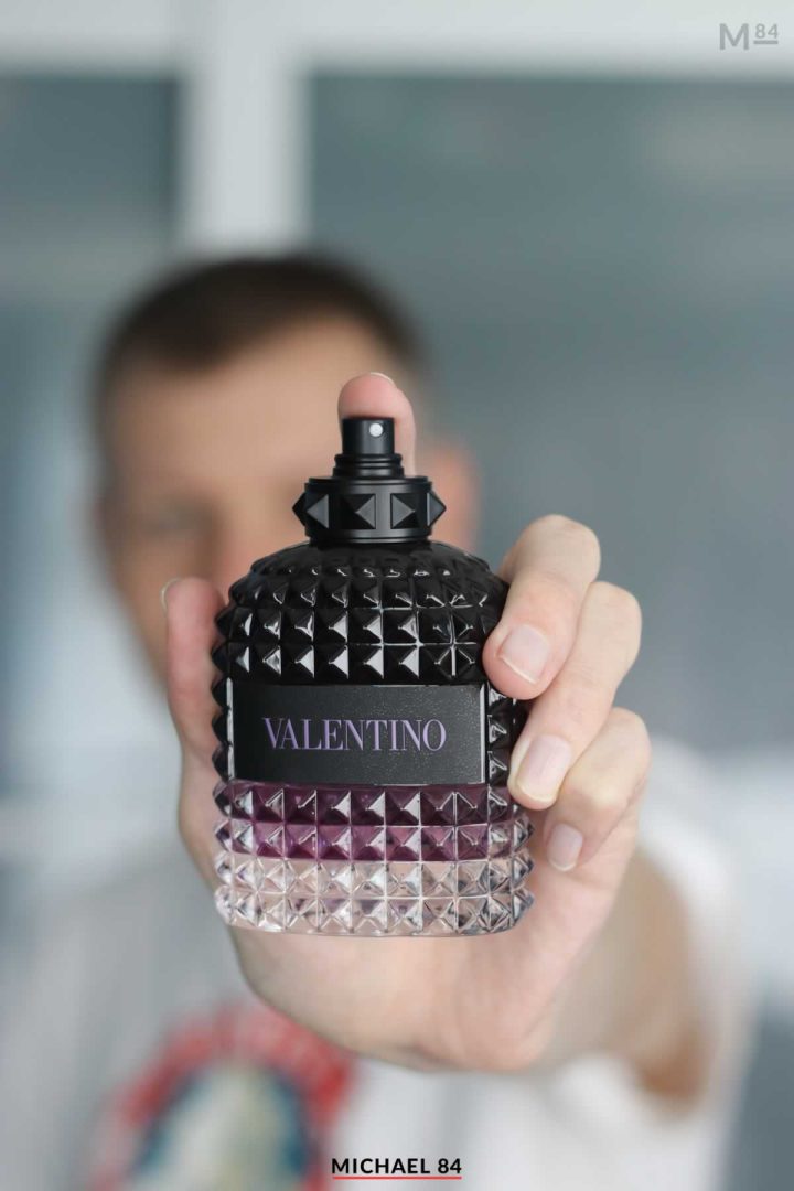 Valentino Born In Roma Melancholia Fragrance In Hand